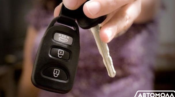 Замена батареек в автомобильных ключах в Саратове